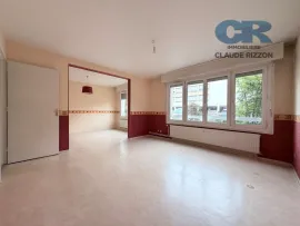 Vente HOPITAL CENTRAL - 3 pièces à vendre
