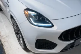 Voiture Maserati Grecale Modena Hybride