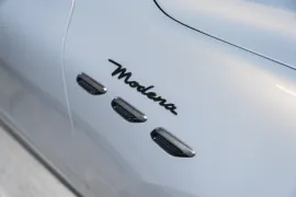 Voiture Maserati Grecale Modena Hybride