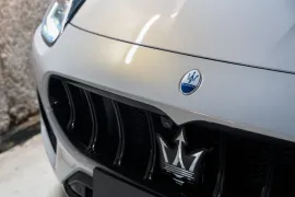 Voiture Maserati Grecale Modena Hybride