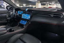 Voiture Maserati Grecale Modena Hybride
