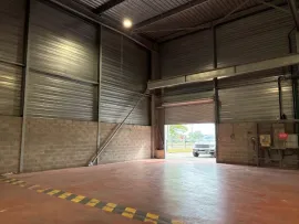 Location À louer – Local d'activités de 1 000 m² dans la zone d'activités de Marcel Doret
