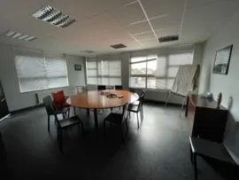 Vente À vendre – Local d'activités de 1 700 m² à Calais – Pas-de-Calais (62)