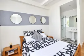 Vente Maison bourgeoise de 237 m² avec piscine