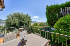 Vente Rare à Cimiez : maison 170 m² sur 749 m² de terrain avec vue mer et extension possible