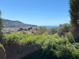 Vente Rare à Cimiez : maison 170 m² sur 749 m² de terrain avec vue mer et extension possible