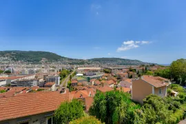 Vente Rare à Cimiez : maison 170 m² sur 749 m² de terrain avec vue mer et extension possible
