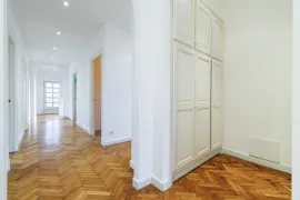 Vente Nice - Saint-Sylvestre- Grand 5/6 pièces dans une maison bourgeoise avec parc à usage exclusif