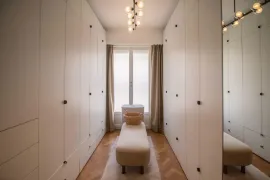 Vente Magnifique appartement rénové par un architecte dans une résidence avec parc sécurisé