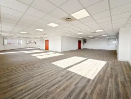 Location Location Bureaux Marseille 13015