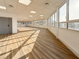 Location Location Bureaux Marseille 13015