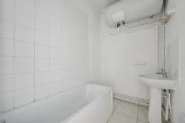 Vente Appartement 4 pièces à rénover - Paris 8e