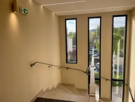 Location Location Bureaux Meyreuil 13590