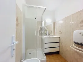 Location Appartement T3, cour privative non close