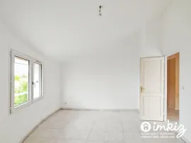 Vente Maison d architecte de 7 pièces avec grand terrain