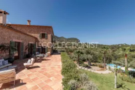 Location de vacances Villa Sa Terra Rotja