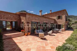 Location de vacances Villa Sa Terra Rotja