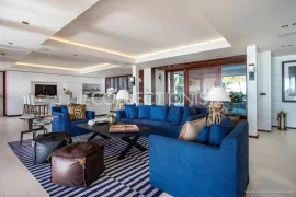 Location de vacances Villa Blanc Bleu