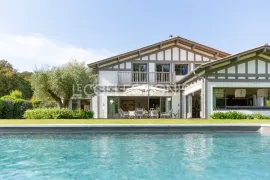 Location de vacances Villa Française