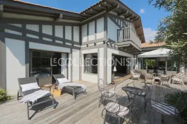 Location de vacances Villa Française