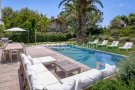 Location de vacances Villa Pacifae