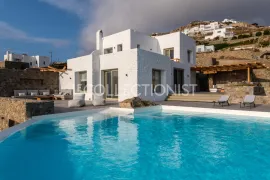 Location de vacances Villa Calliroe