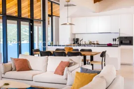 Location de vacances Villa Sestra