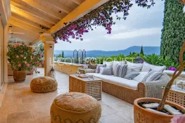 Location de vacances Villa Caramelia