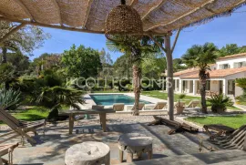 Location de vacances Villa Louvia