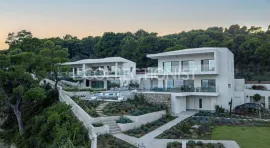 Location de vacances Villa Ermione