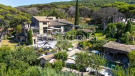 Location de vacances La Pinède