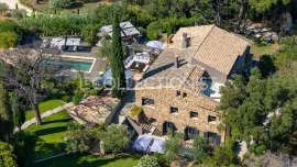 Location de vacances La Pinède