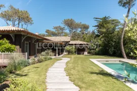 Location de vacances Villa Pinède