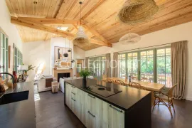 Location de vacances Villa Pinède