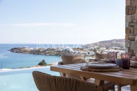 Location de vacances Villa Aeolus