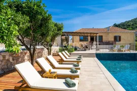 Location de vacances Villa Nebeski