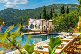 Location de vacances Villa Nebeski