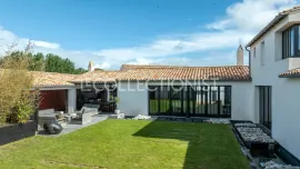Location de vacances Villa Vadim