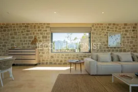 Location de vacances Villa Obsidian