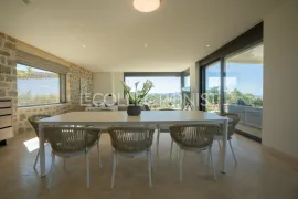 Location de vacances Villa Obsidian