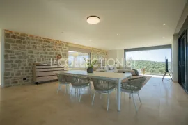 Location de vacances Villa Obsidian