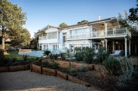 Location de vacances Maison Maje