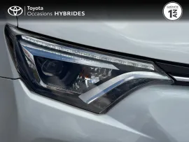 Voiture TOYOTA RAV4 IV Ph2 Evo 197 Hyb Dynamic Ed 2WD CVT RC18