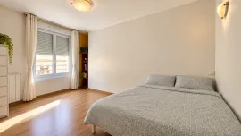 Vente APPARTEMENT DE 100m² AVEC BALCON, CAVE ET PARKING