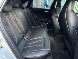 Voiture Audi S3 Black Edition