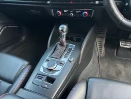 Voiture Audi S3 Black Edition
