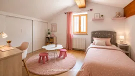 Vente Venez découvrir cette magnifique Maison rénovée au coeur du village.