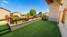 Vente Venez découvrir cette magnifique Maison rénovée au coeur du village.