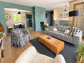 Vente Maison familiale avec piscine et garage