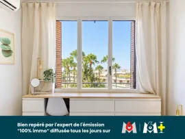 Vente français anglais italien russe NICE OUEST – SAINTE-MARGUERITE | 2 PIÈCES ENTIÈREMENT RÉNOVÉ HAUT DE GAMME – TERRASSE 13,40 M² – VUE DÉGAGÉE & APERÇU MER
